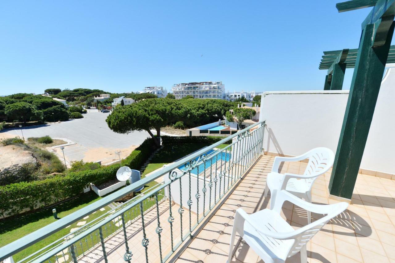 Townhouse Next To Falesia Beach Albufeira Buitenkant foto