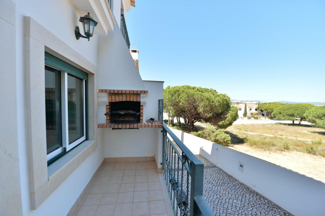 Townhouse Next To Falesia Beach Albufeira Buitenkant foto