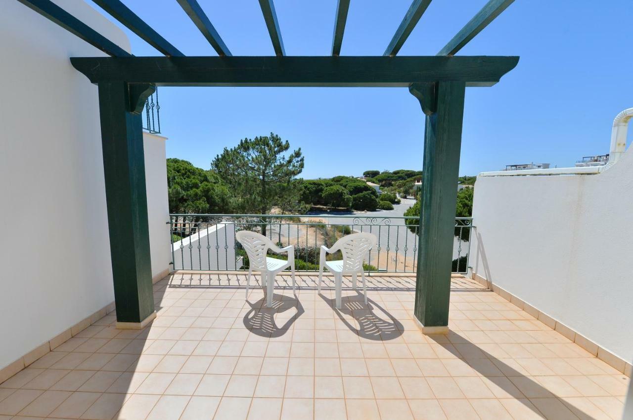 Townhouse Next To Falesia Beach Albufeira Buitenkant foto