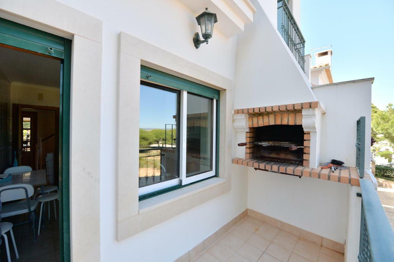 Townhouse Next To Falesia Beach Albufeira Buitenkant foto